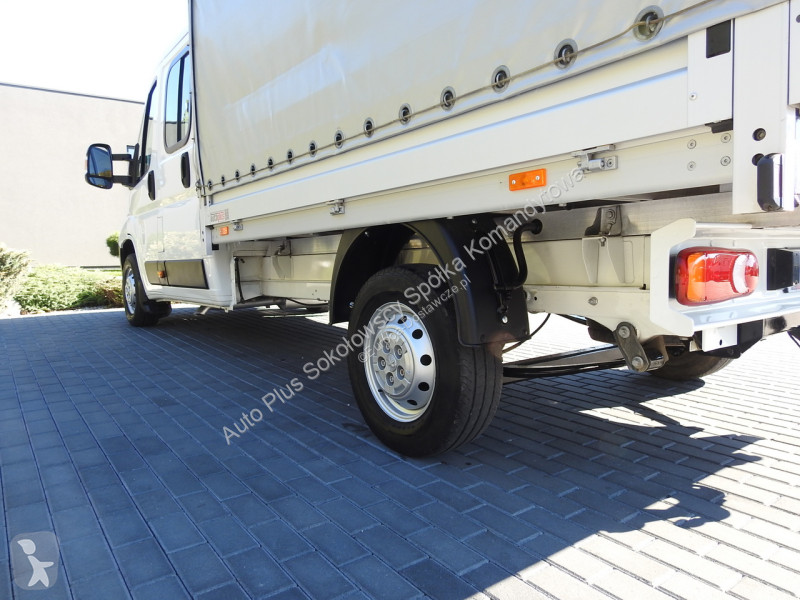 Samochód dostawczy Peugeot  BOXER