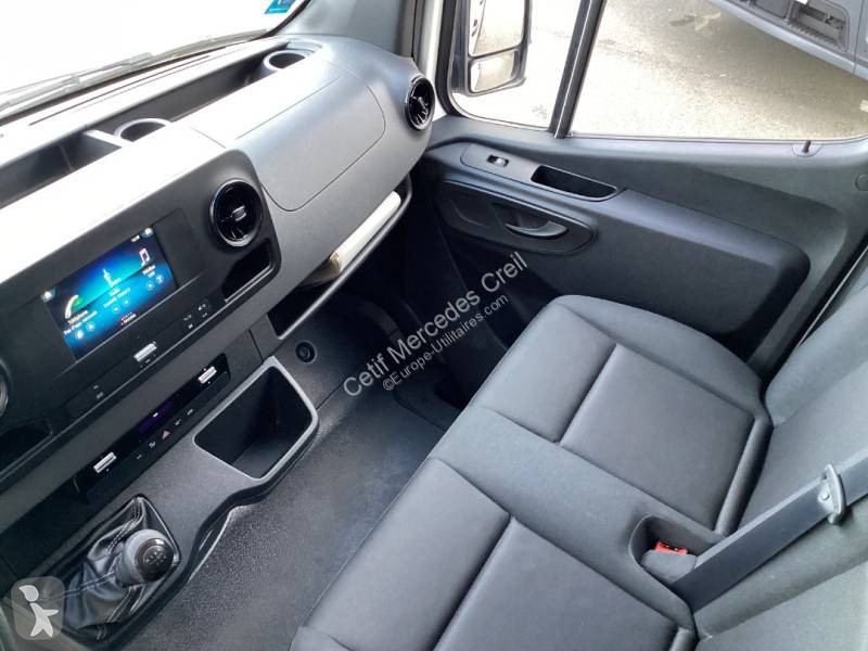 عربة نفعية Mercedes