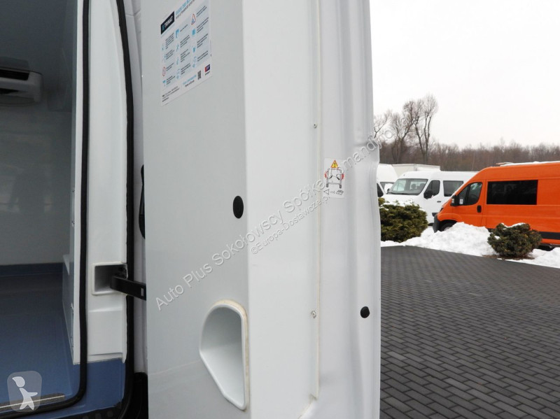 Samochód dostawczy Renault  MASTER
