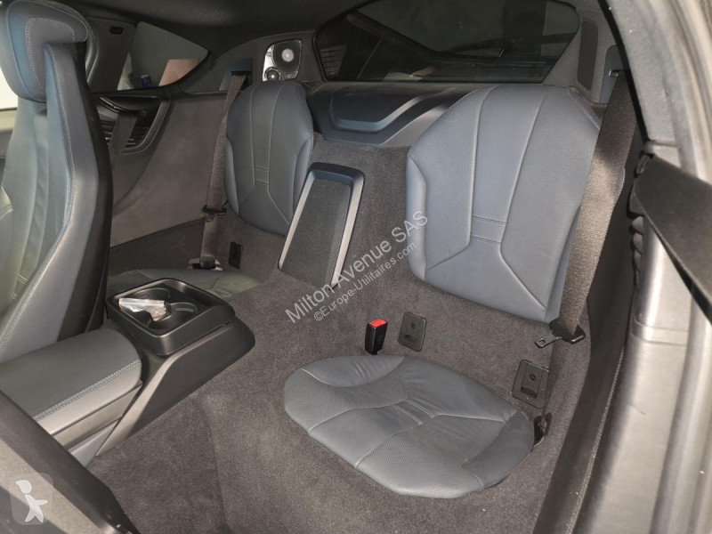 Samochód dostawczy BMW i8 Coupé Pure Impulse...