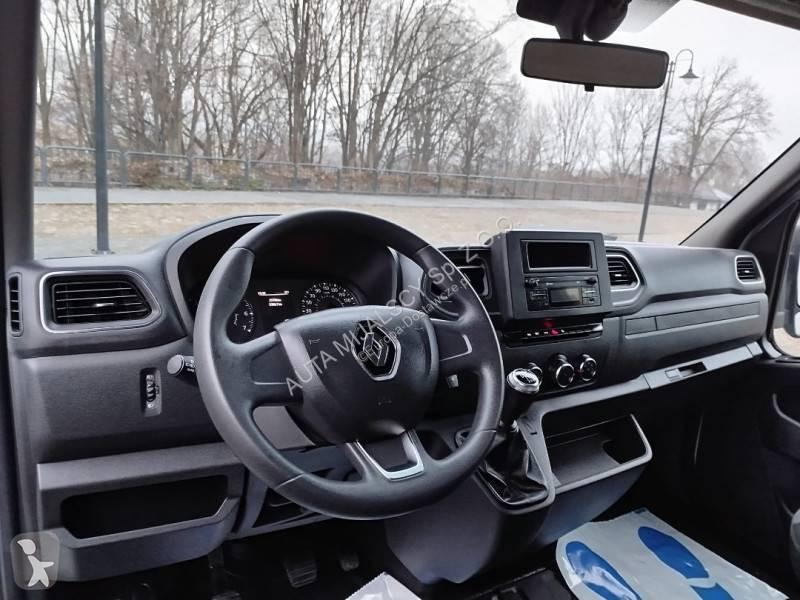 Samochód dostawczy Renault