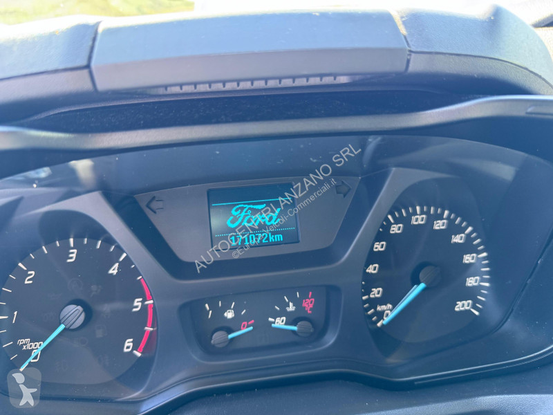 عربة نفعية Ford