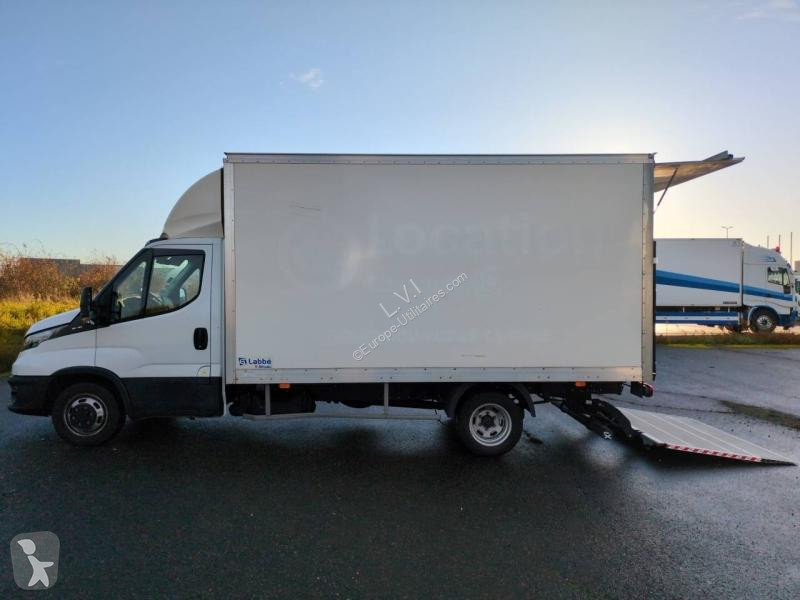 Véhicule utilitaire Iveco CCb 35C16H3.0...