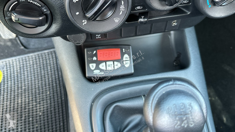Furgoneta Toyota Hilux 4X4 Comfort Frigo