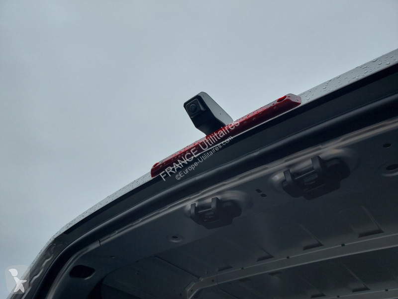 Véhicule utilitaire Renault MASTER IV FG GRIS...