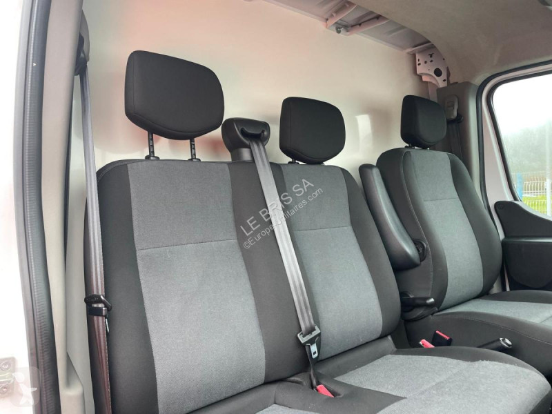 Veicolo commerciale Renault MASTER 145