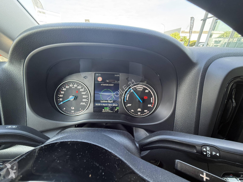 عربة نفعية Mercedes EVITO FOURGON 60 KWH LONG FWD