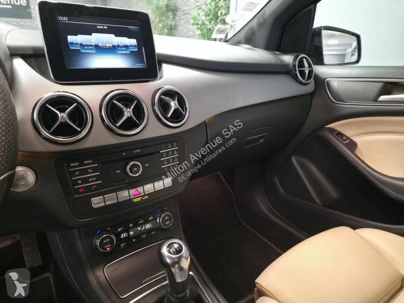 Veicolo commerciale Mercedes CLASSE B B 180 d...