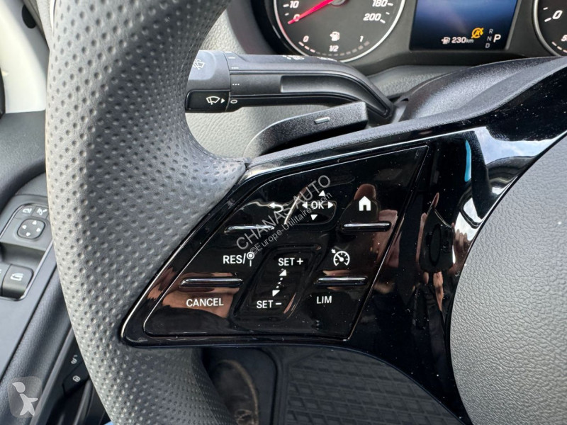 Véhicule utilitaire Mercedes 317 CDI 37 3.5T...