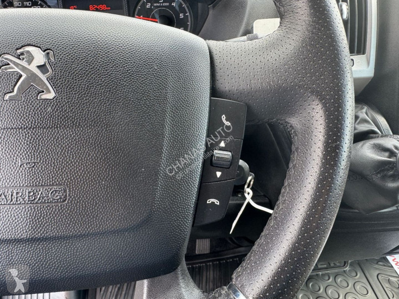 عربة نفعية Peugeot L1H1 2.2 BLUEHDI 140 PREMIUM...