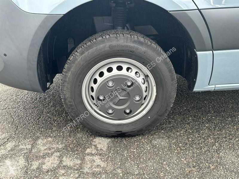 Véhicule utilitaire Mercedes Fg 519 CDI 37 3T5...