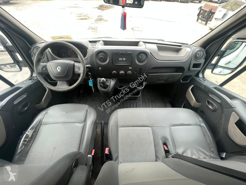 Furgoneta Renault DoKa Pritsche