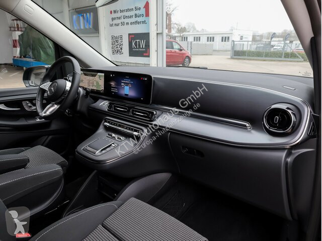 Mercedes EQV 300...