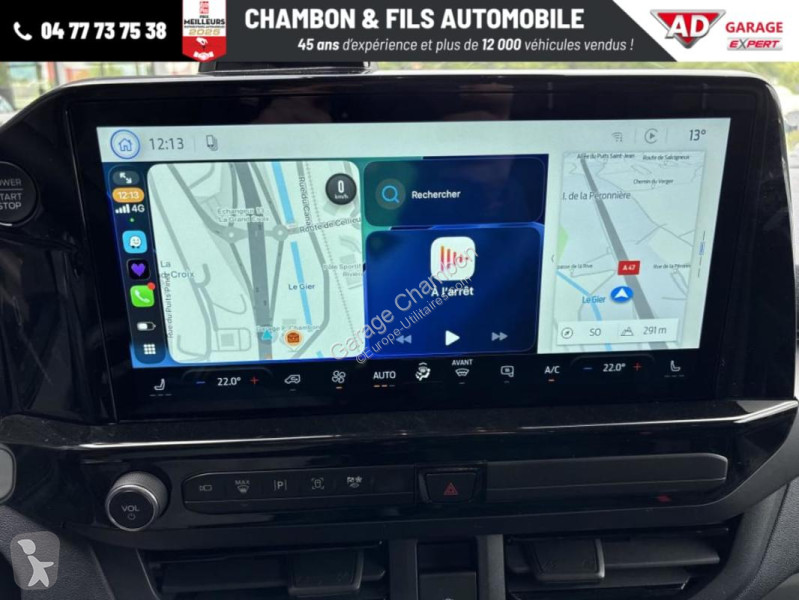 Véhicule utilitaire Ford FOURGON 320 L1H1 2.0...