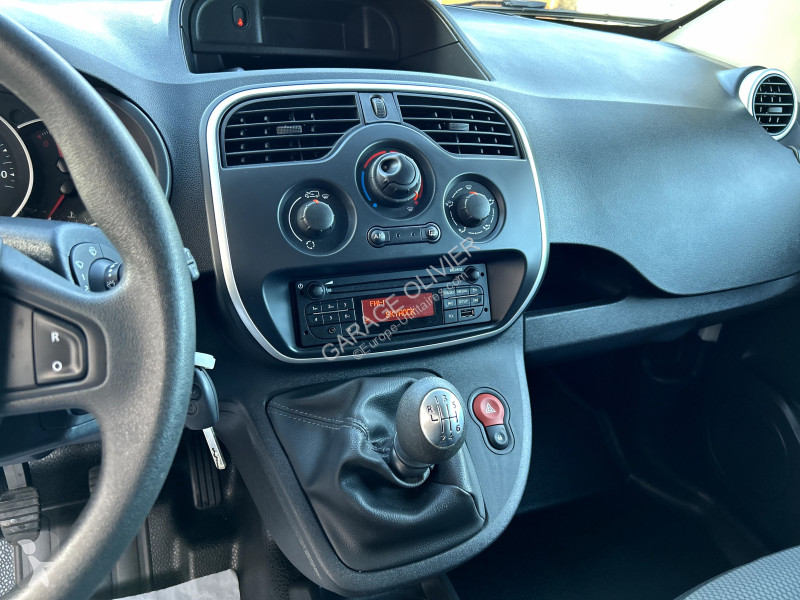 Véhicule utilitaire Renault 1.5 Blue dci 80...