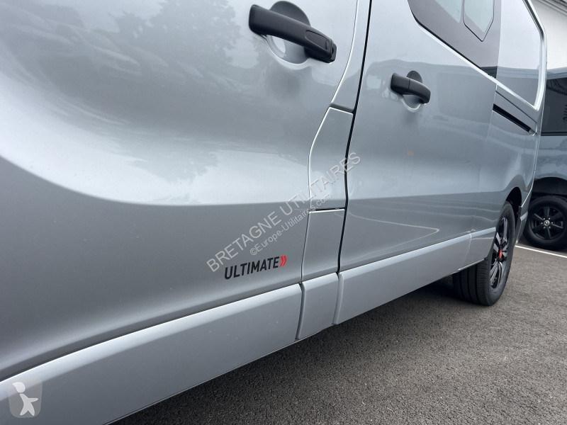 Véhicule utilitaire Renault TRAFIC III FG NEUF:...