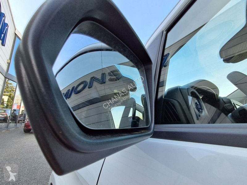 عربة نفعية Mercedes