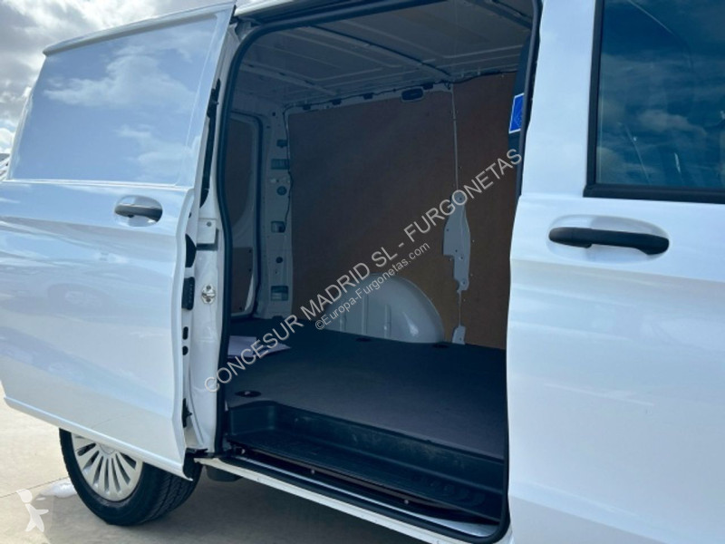عربة نفعية Mercedes 110 CDI Furgón PRO Larga