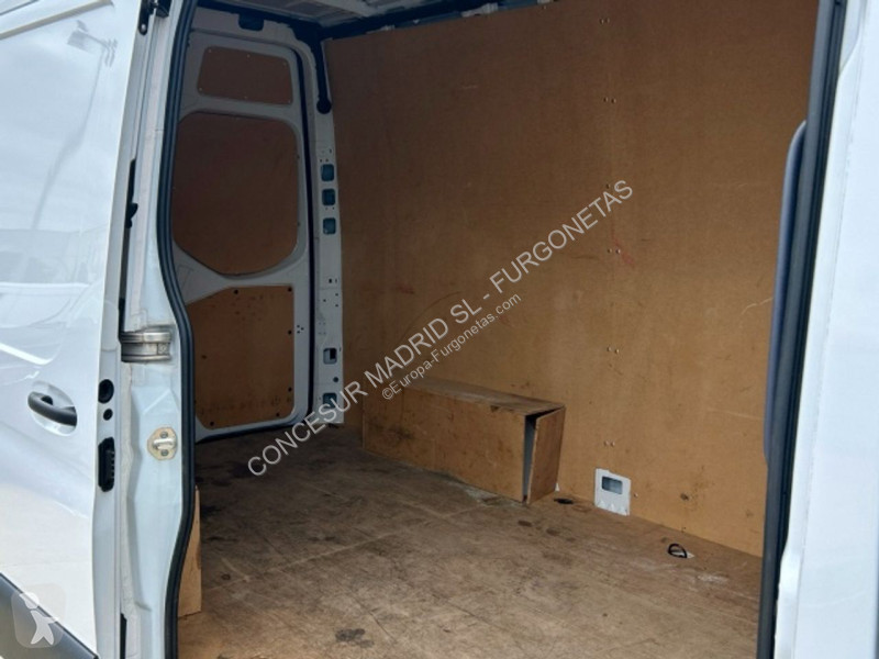 عربة نفعية Mercedes 311 CDI FURGON MEDIO
