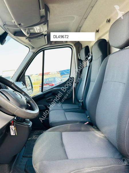 Samochód dostawczy Renault 2.3