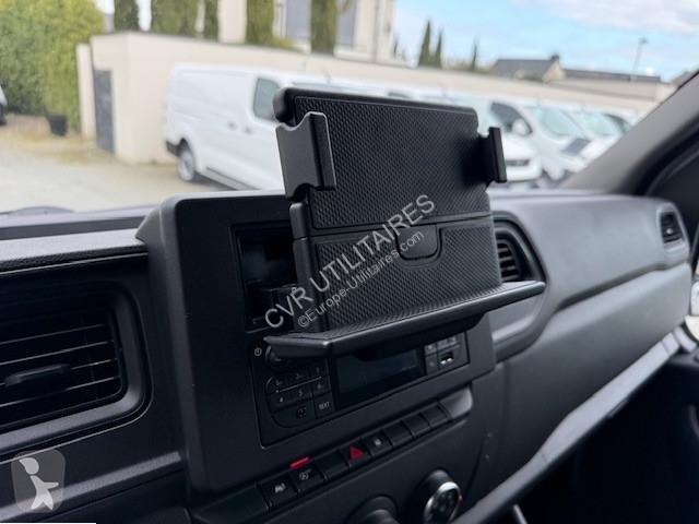 عربة نفعية Renault MASTER III FG F3500 L2H2 2.3...
