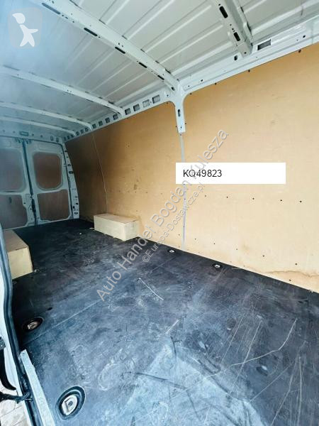 Samochód dostawczy Iveco 35C14