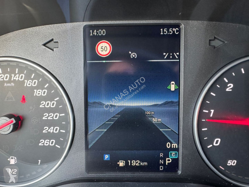 عربة نفعية Mercedes SELECT 9G-TRONIC