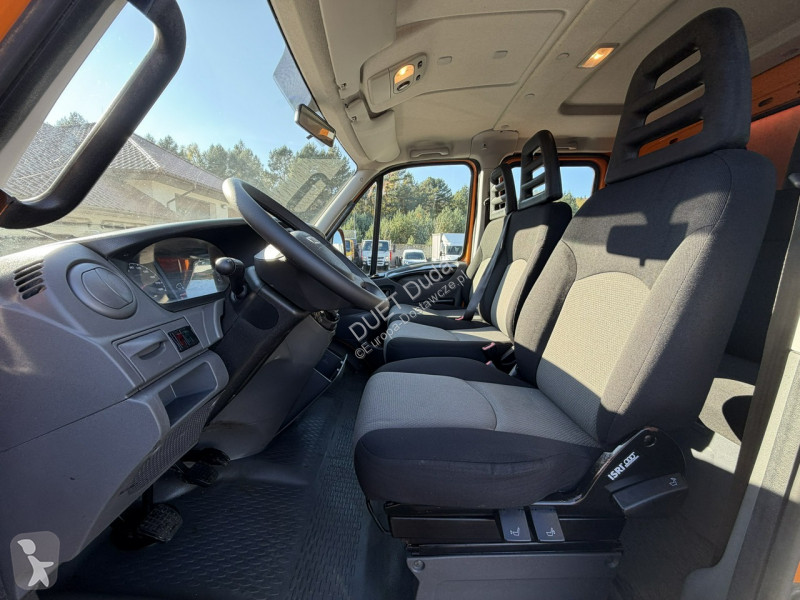 Samochód dostawczy Iveco 70C18 V H