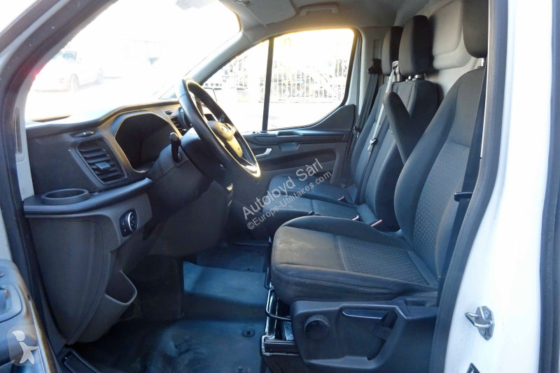 Véhicule utilitaire Ford TRANSIT custom Hybrid...
