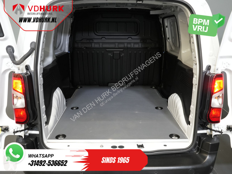 Furgoneta Toyota 1.5 LED/ Virtual Cockpit/ DAB/...