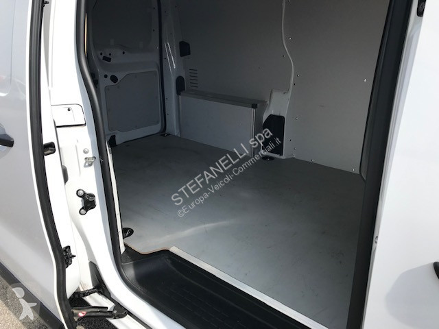 عربة نفعية Opel VIVARO 2.0 145 L2H1
