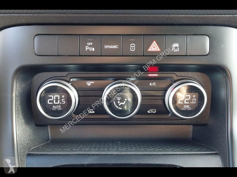 عربة نفعية Mercedes e Long Pro