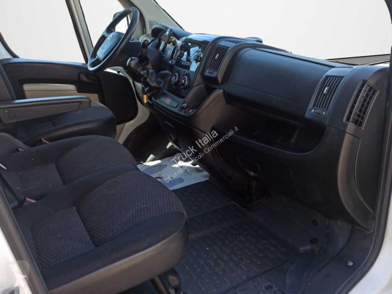 عربة نفعية Citroën III 35 E5 2014 - 35 L1H1 2.2...