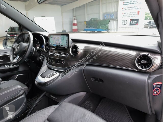 Véhicule utilitaire Mercedes EQV 300...