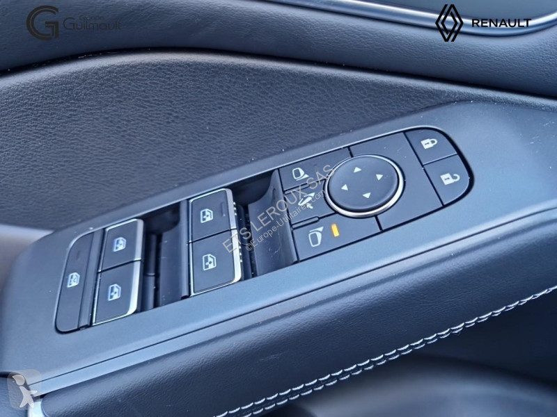 عربة نفعية Nissan QASHQAI