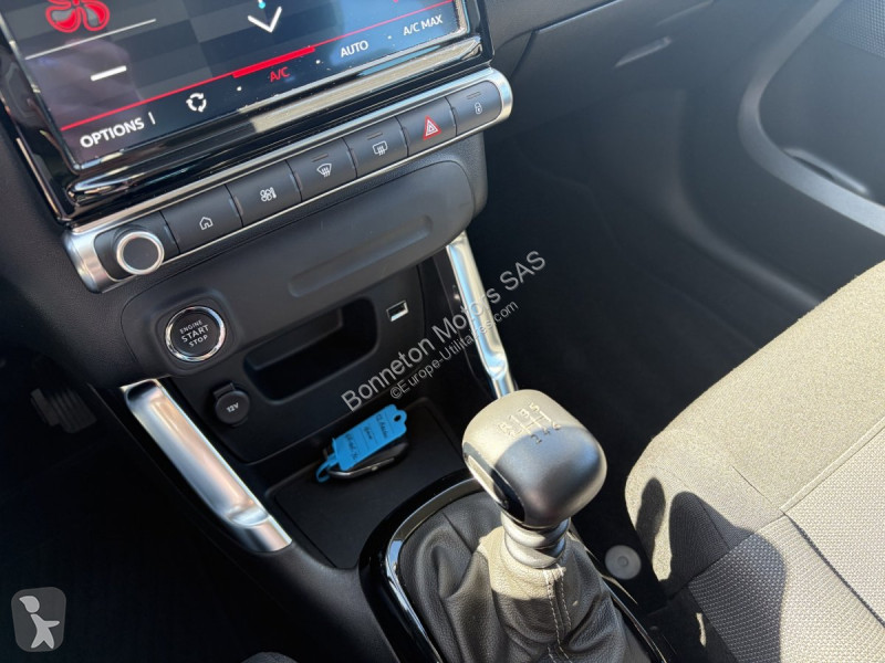 عربة نفعية Citroën C3 PureTech 110 BVM6 MAX