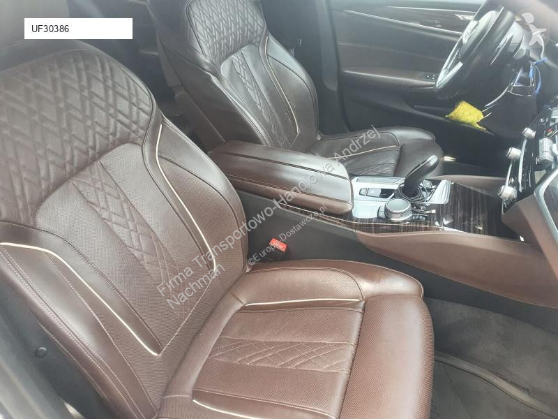 Samochód dostawczy BMW 520xd G30 FULL