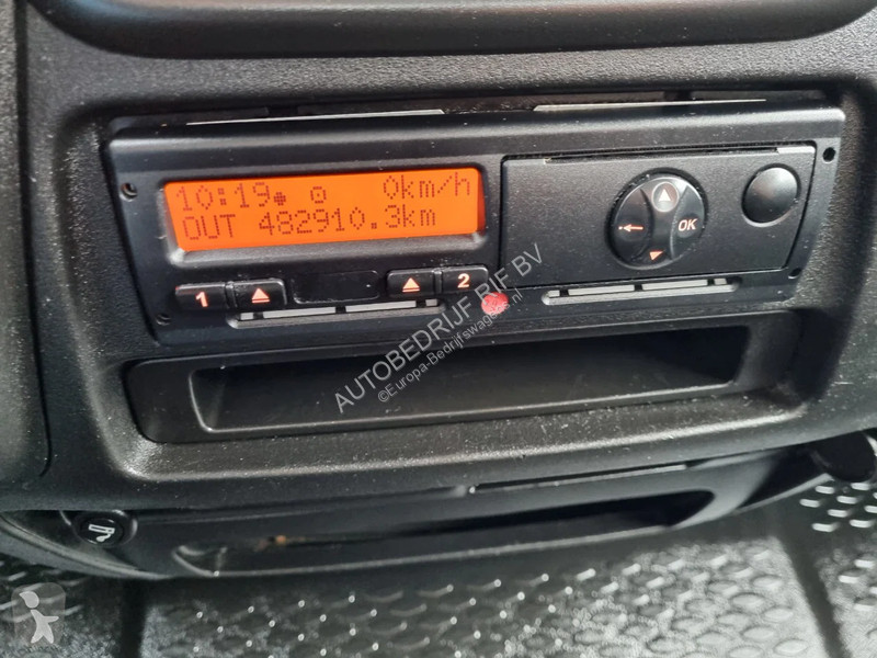 Samochód dostawczy Iveco 40C17 B/E 10T...