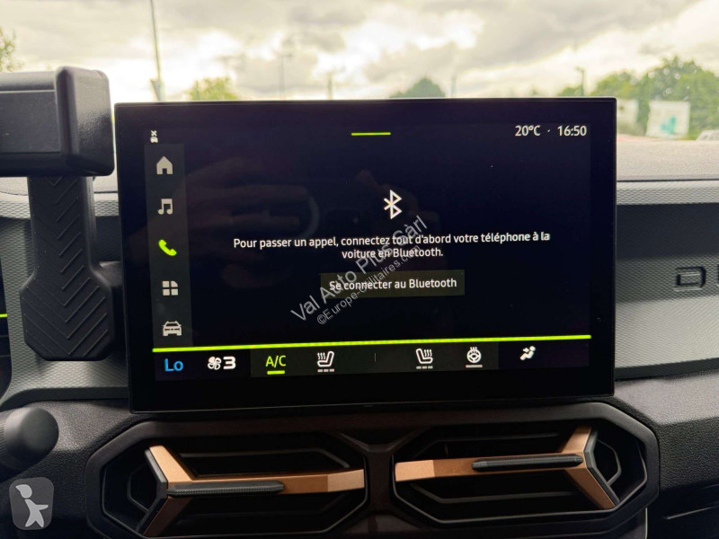 Samochód dostawczy Dacia