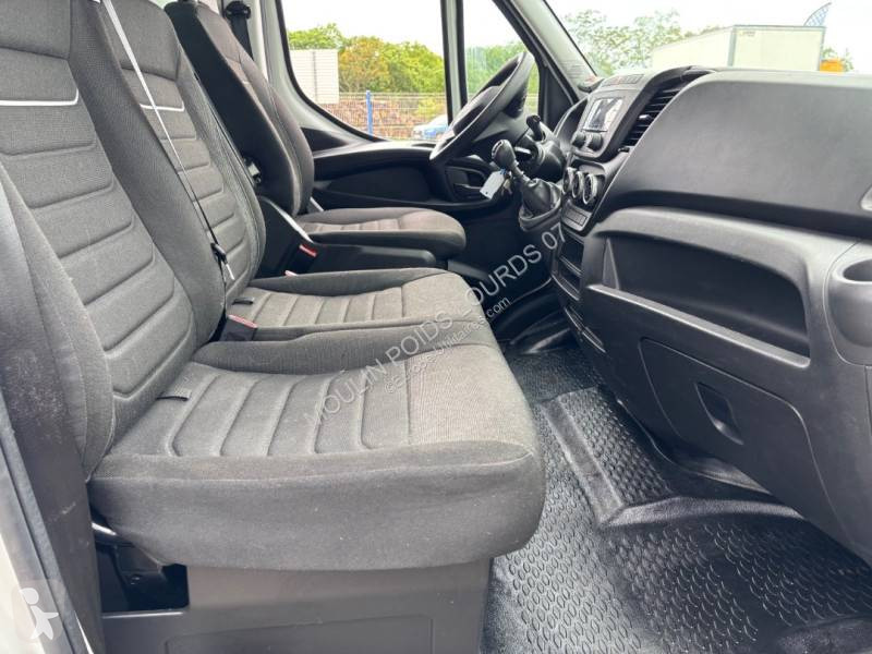 Furgoneta Iveco