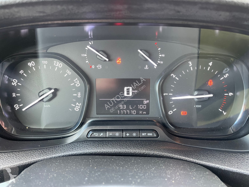 Furgoneta Citroën JUMPY FG / PRIX HT 15 808,33...