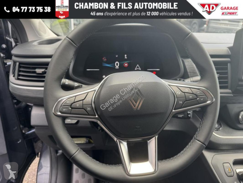 Véhicule utilitaire Renault CABINE APPROFONDIE...