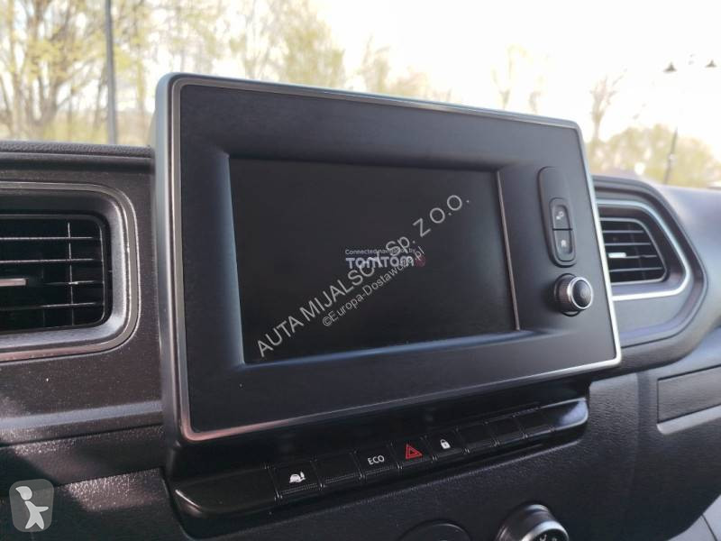 Samochód dostawczy Renault