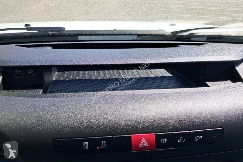 عربة نفعية Iveco