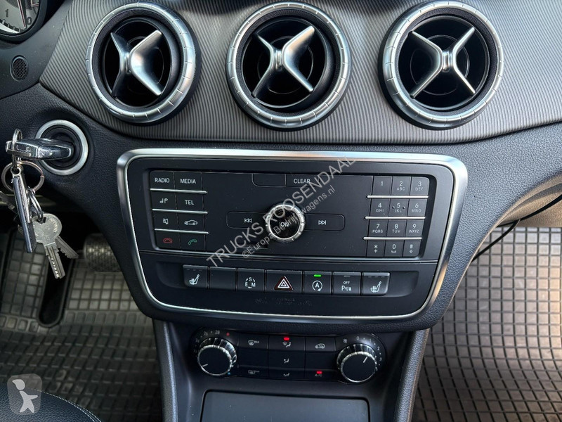عربة نفعية Mercedes CLA-Klasse