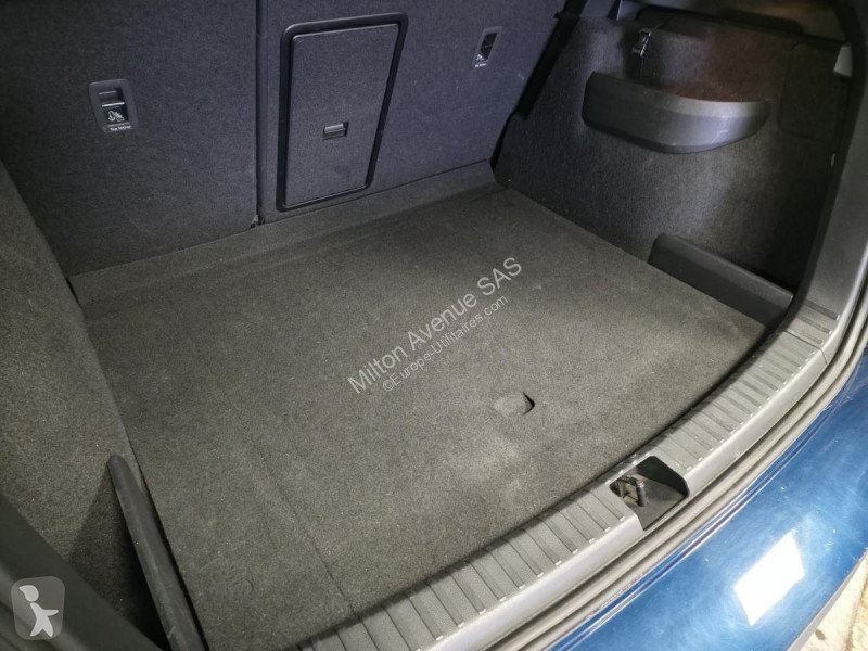 Samochód dostawczy Skoda KAROQ 2.0 TDI SCR -...