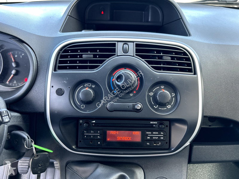 Лекотоварен автомобил Renault Maxi Grand Volume...