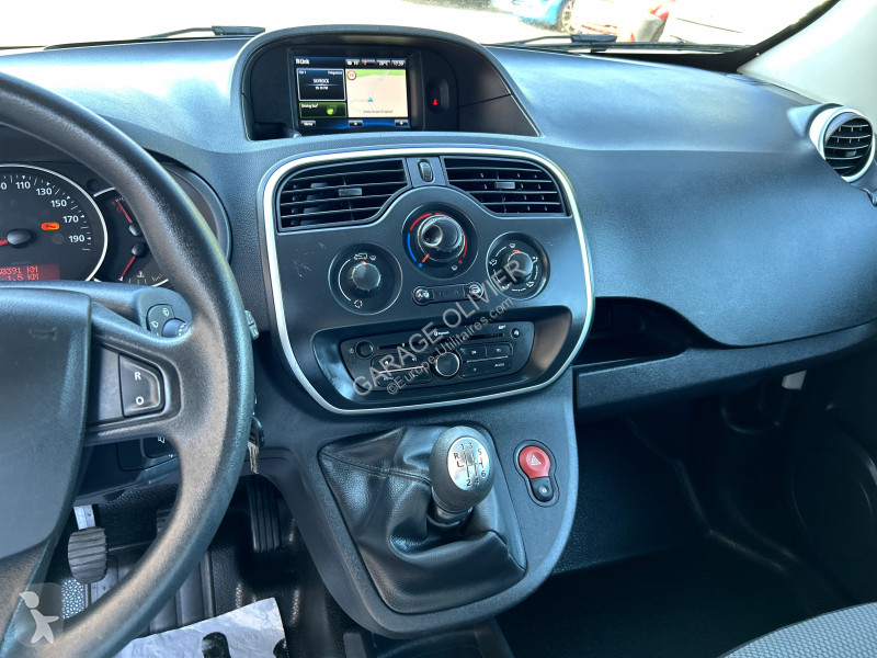 Véhicule utilitaire Renault Maxi Grand Volume...