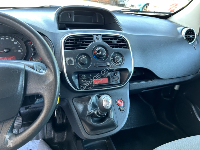 Véhicule utilitaire Renault Maxi Grand Volume...