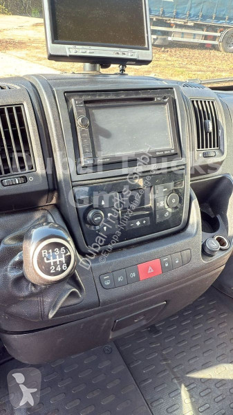 Véhicule utilitaire Peugeot HDi Motor NEU mit...